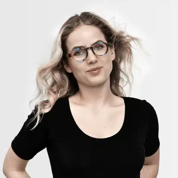 Reading Glasses Circle Twist